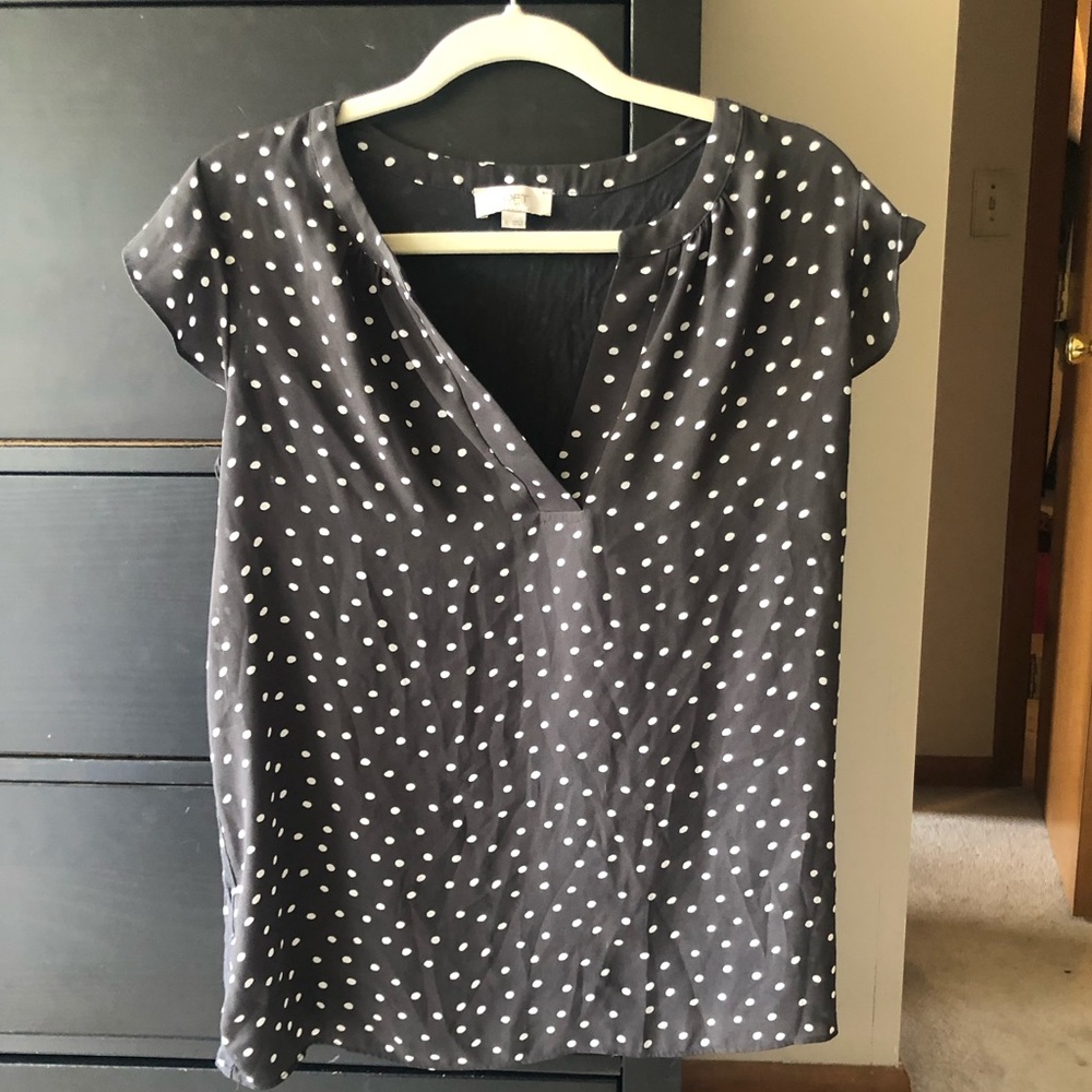 LOFT short sleeve V-neck blouse
